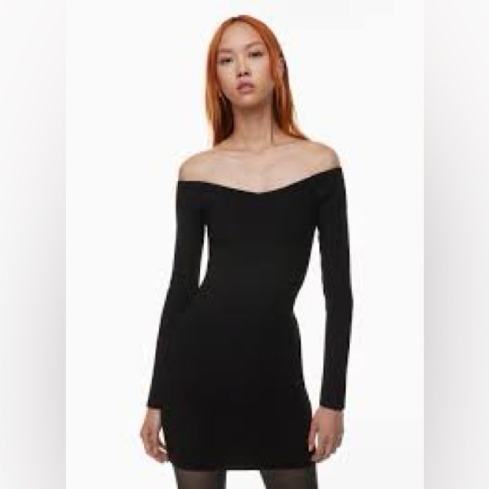 Aritzia Babaton Sculpt Knit Eloquence Dress size M